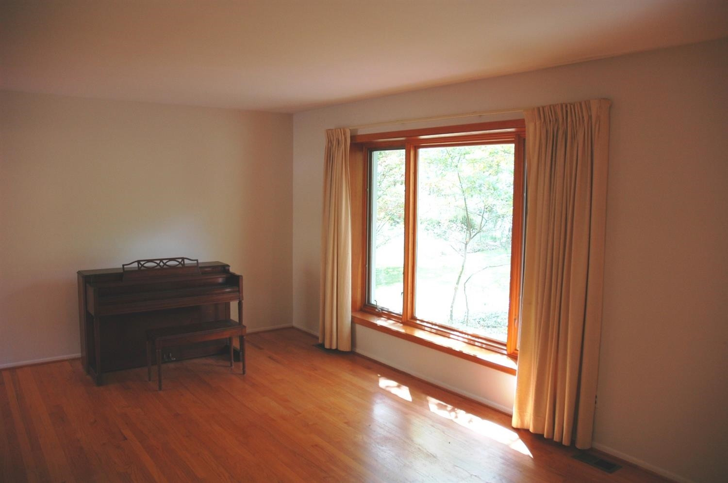 2790 Colony Road Ann Arbor, MI 48104 - Photo 6 of 10 Photo 6