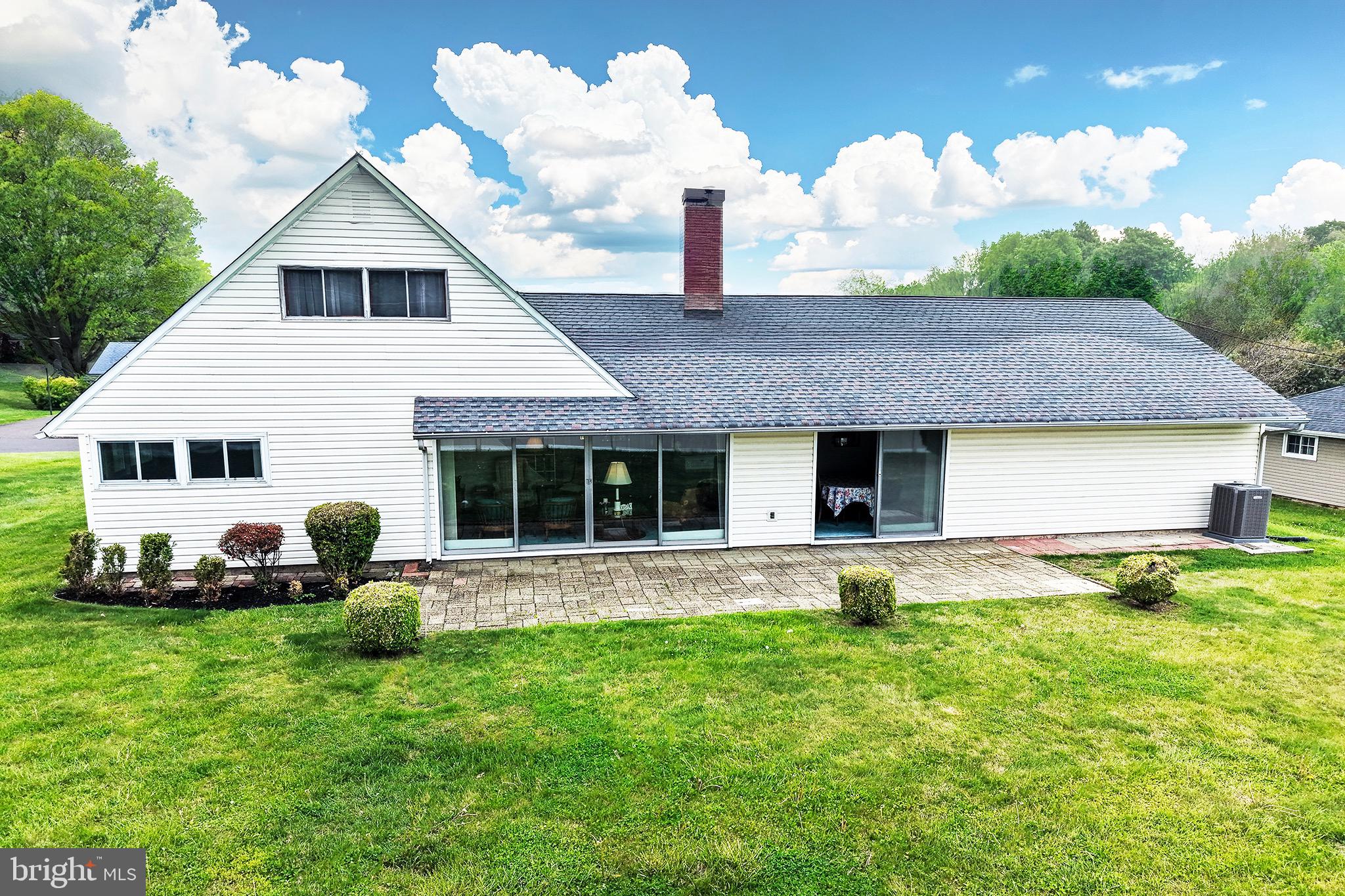 54 Red Berry Road Levittown, PA 19056 - Photo 27 of 31