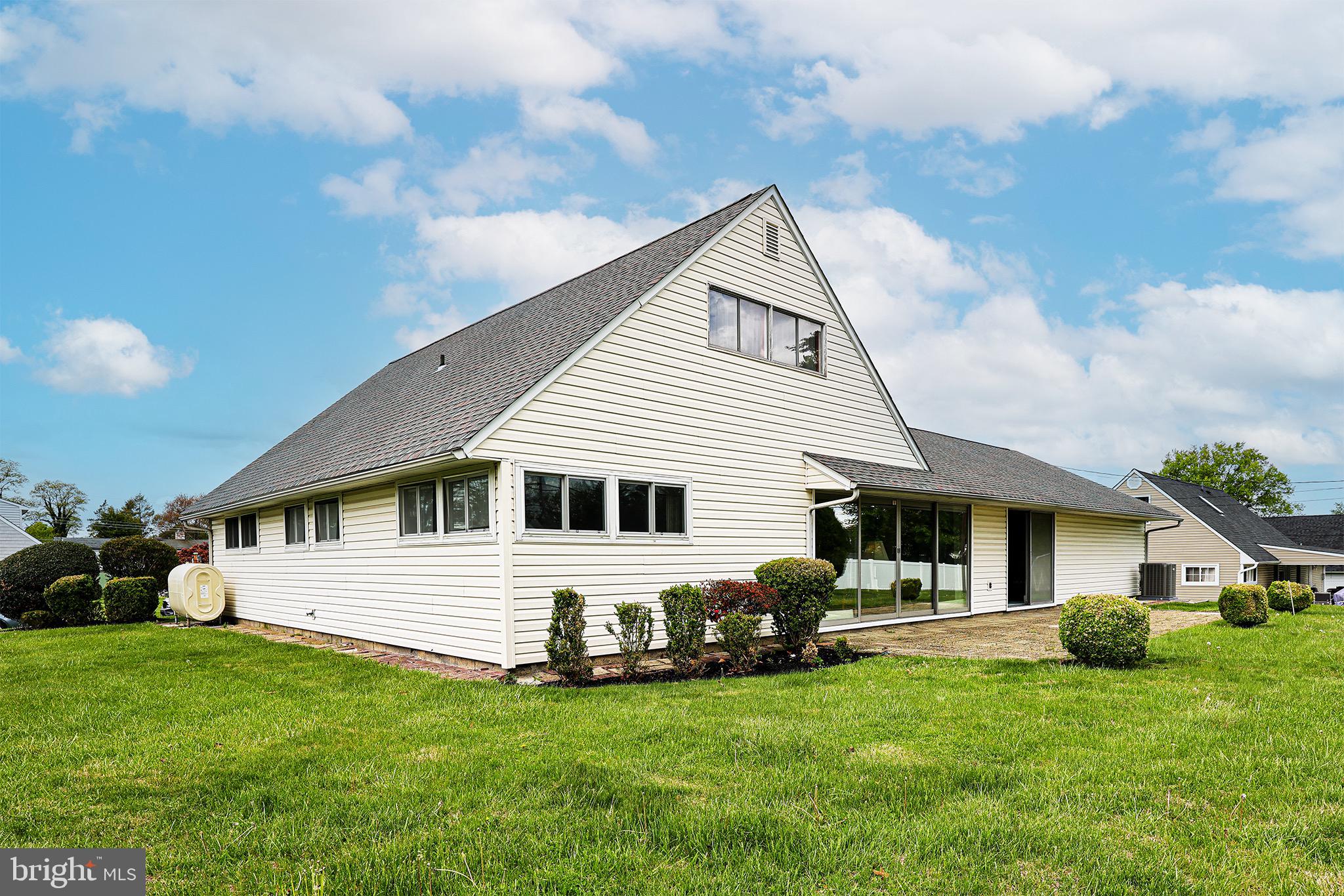 54 Red Berry Road Levittown, PA 19056 - Photo 28 of 31