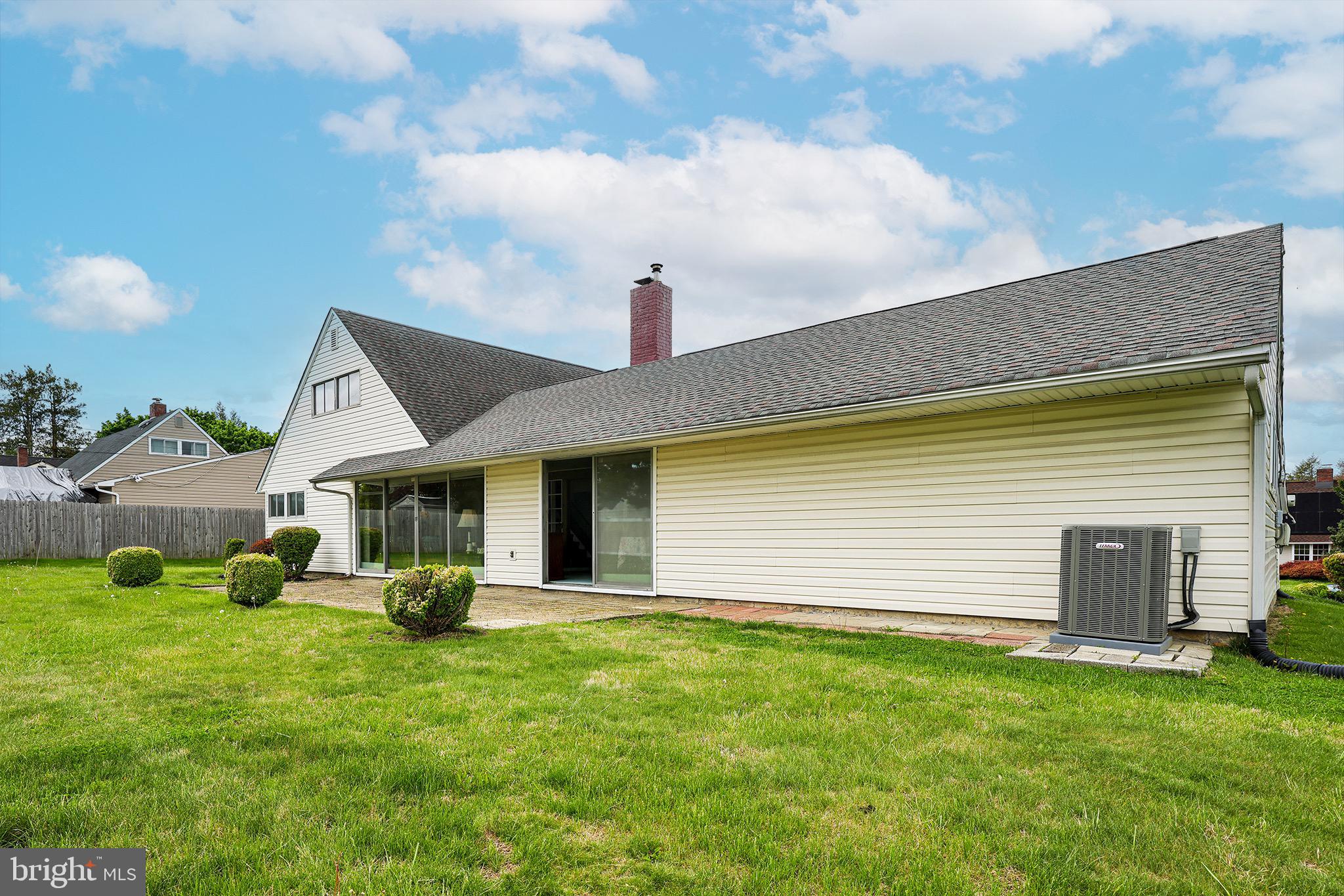 54 Red Berry Road Levittown, PA 19056 - Photo 29 of 31