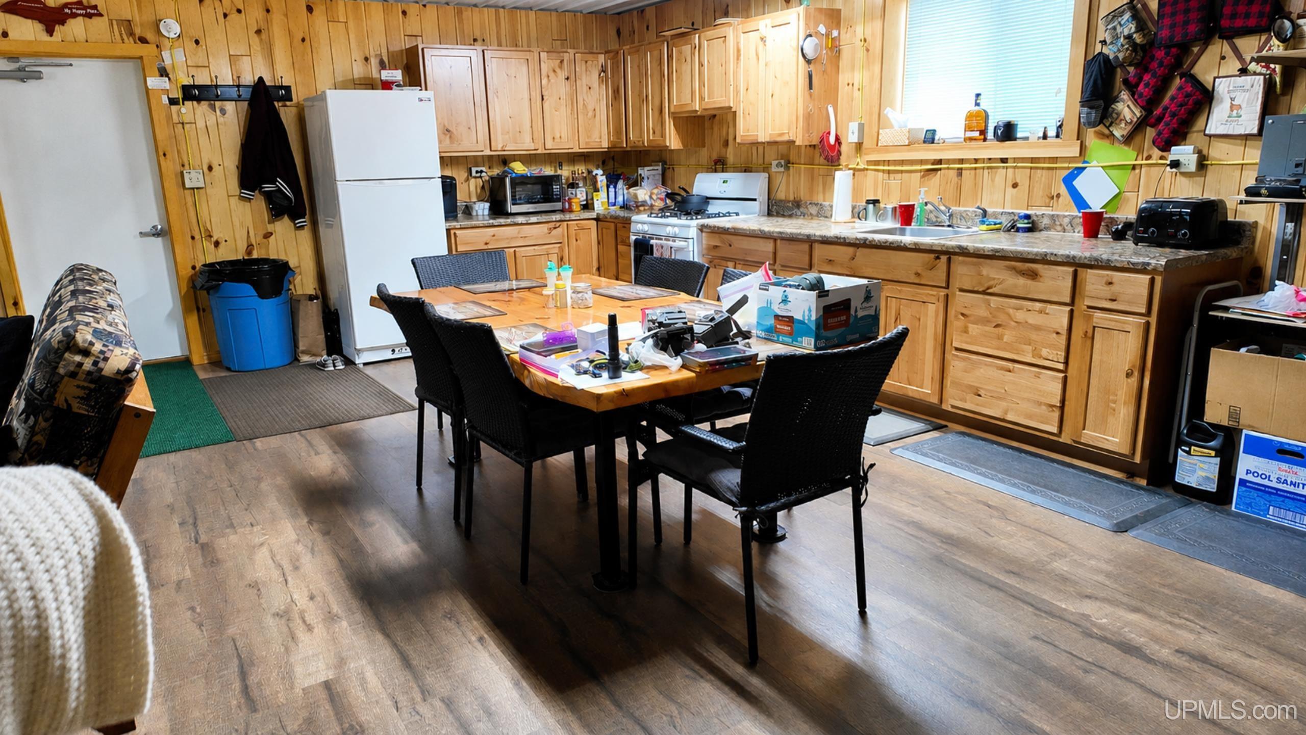 11307 Chesbrough Lake Road Newberry, MI 49868 - Photo 21 of 48
