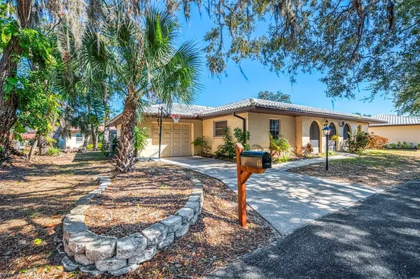 $200,000 | 510 Villa Park Drive, Unit 510, Nokomis, FL 34275