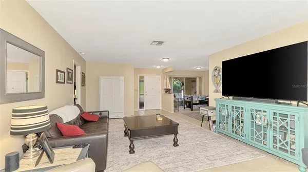 $200,000 | 510 Villa Park Drive, Unit 510, Nokomis, FL 34275
