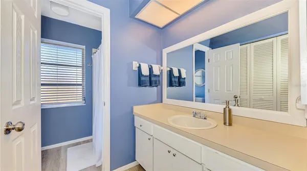 $200,000 | 510 Villa Park Drive, Unit 510, Nokomis, FL 34275