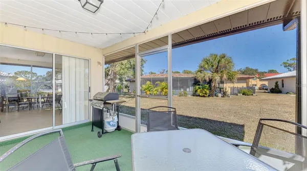 $200,000 | 510 Villa Park Drive, Unit 510, Nokomis, FL 34275