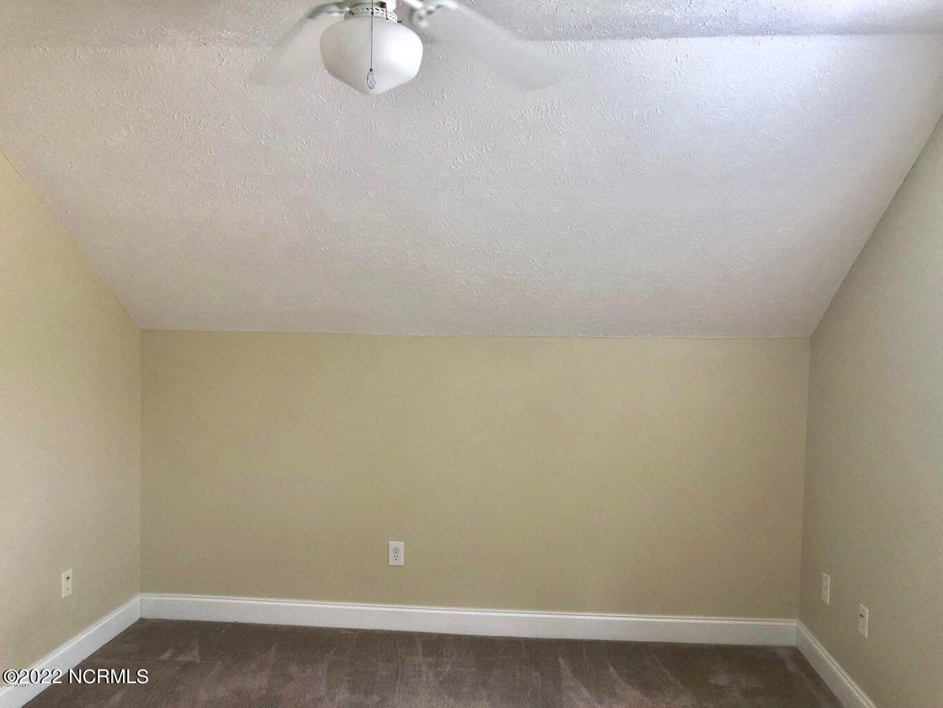 325 Neuchatel Road New Bern, NC 28562 - Photo 27 of 30 3rd bedroom