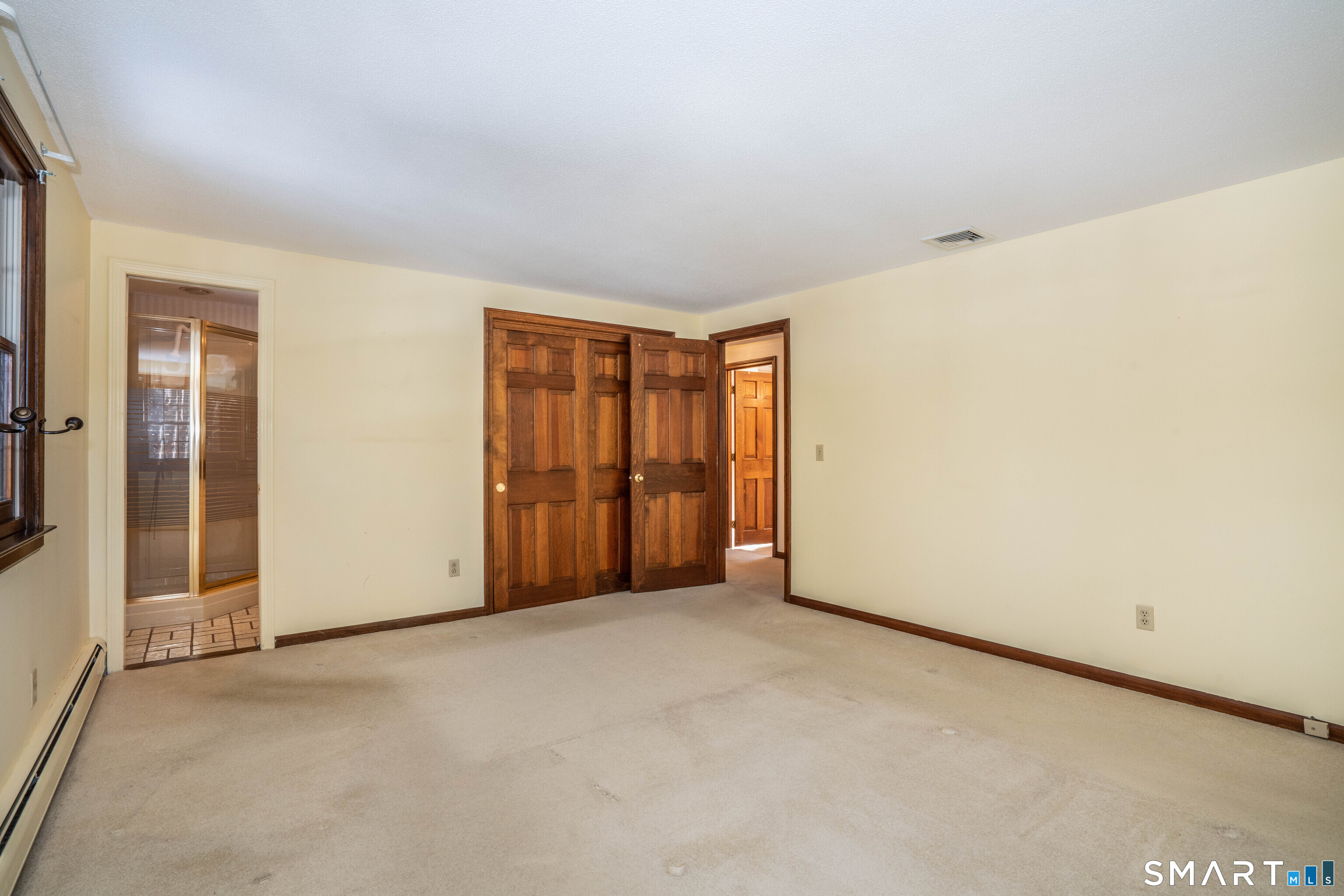 29 Long View Drive Simsbury, CT 06070 - Photo 24 of 41 an empty room with windows