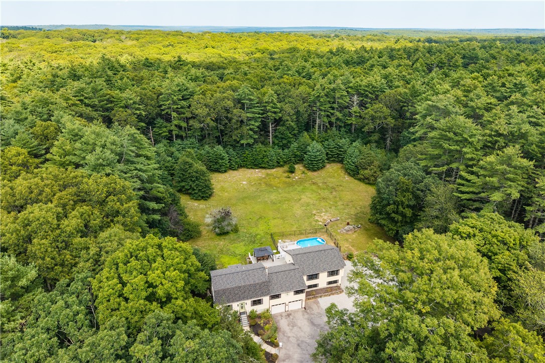 94 Susan Bowen Road Coventry, RI 02827 - Photo 24 of 29 Gallery Image 24