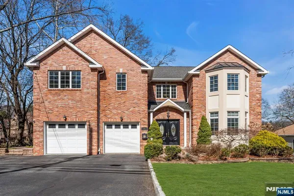 $1,399,900 | 66 Ridge Avenue, Park Ridge, NJ 07656