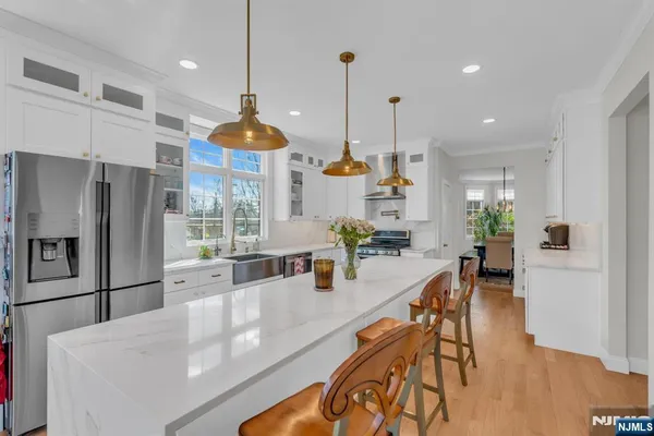 $1,399,900 | 66 Ridge Avenue, Park Ridge, NJ 07656