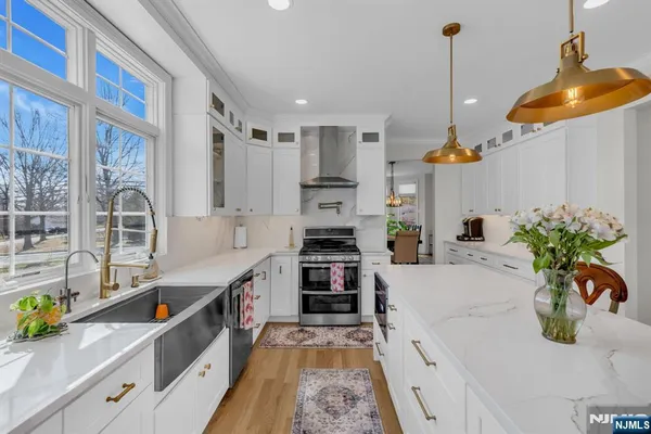 $1,399,900 | 66 Ridge Avenue, Park Ridge, NJ 07656