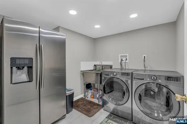 $1,399,900 | 66 Ridge Avenue, Park Ridge, NJ 07656