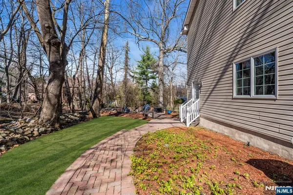 $1,399,900 | 66 Ridge Avenue, Park Ridge, NJ 07656