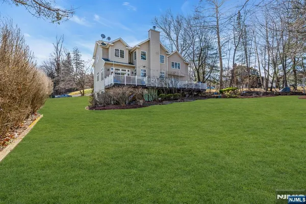 $1,399,900 | 66 Ridge Avenue, Park Ridge, NJ 07656