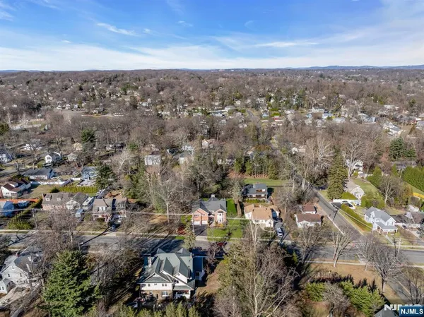 $1,399,900 | 66 Ridge Avenue, Park Ridge, NJ 07656