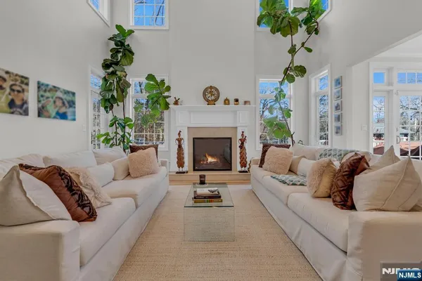 $1,399,900 | 66 Ridge Avenue, Park Ridge, NJ 07656