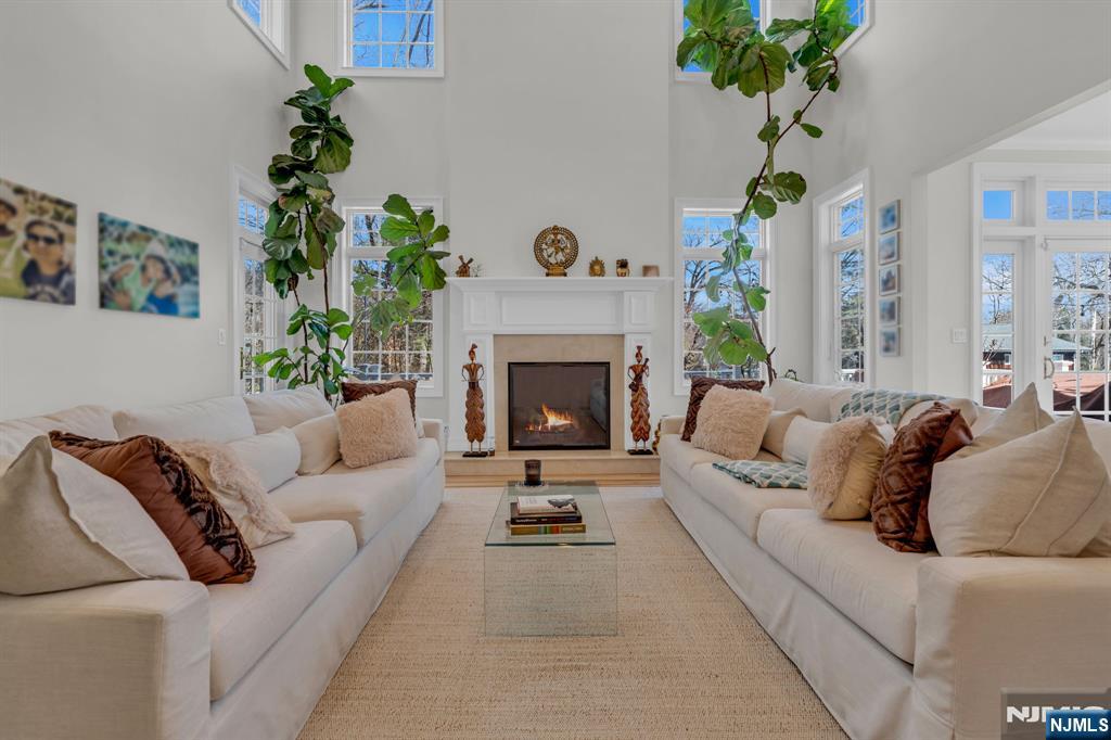 66 Ridge Avenue Park Ridge, NJ 07656 - Photo 8 of 41