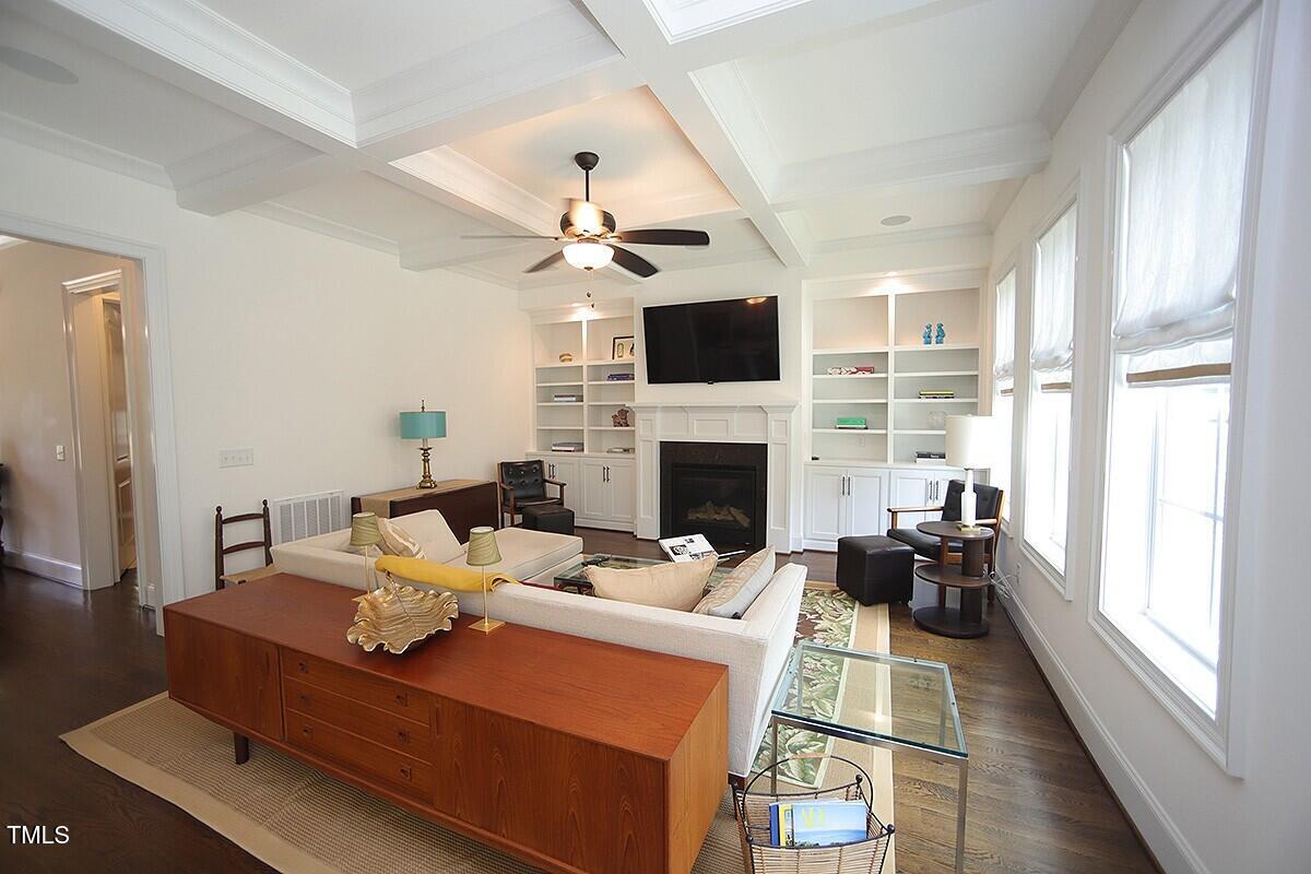 615 Sampson Street Raleigh, NC 27609 - Photo 6 of 26 Living Room2