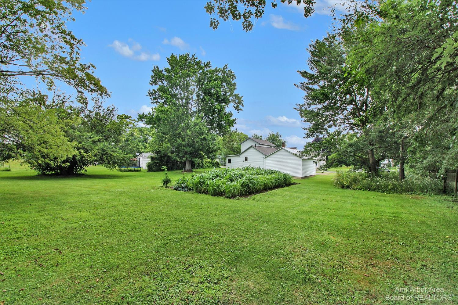 1976 Eden Road Mason, MI 48854 - Photo 22 of 24 Photo 22