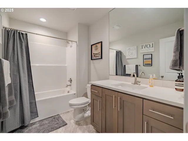 $540,000 | 18408 Northeast 43rd Avenue, Vancouver, WA 98686