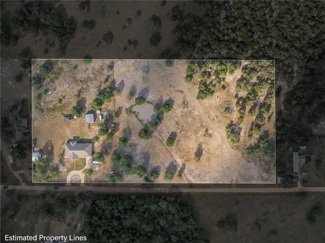 $764,800 | 1102 Private Road 2332, Giddings, TX 78942