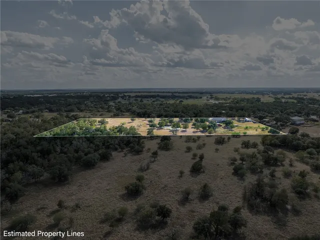 $764,800 | 1102 Private Road 2332, Giddings, TX 78942