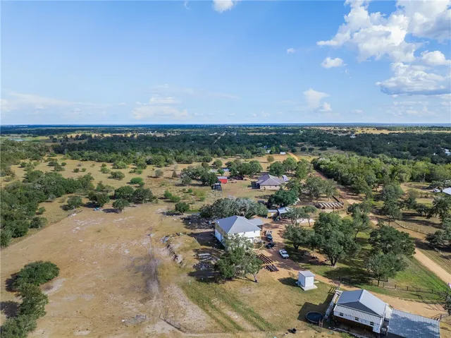 $764,800 | 1102 Private Road 2332, Giddings, TX 78942