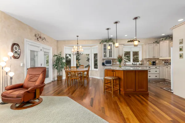 $459,900 | 4911 Faringdom Grove Drive, Hudsonville, MI 49426