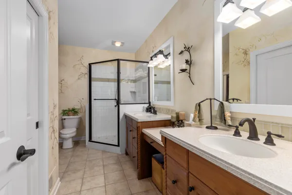 $459,900 | 4911 Faringdom Grove Drive, Hudsonville, MI 49426