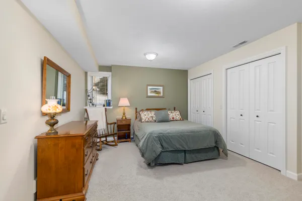 $459,900 | 4911 Faringdom Grove Drive, Hudsonville, MI 49426