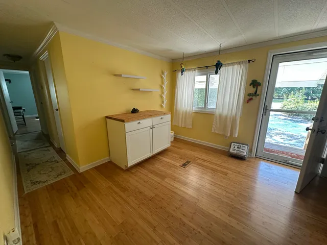 $279,900 | 409 Belvedere Drive, Eutawville, SC 29048