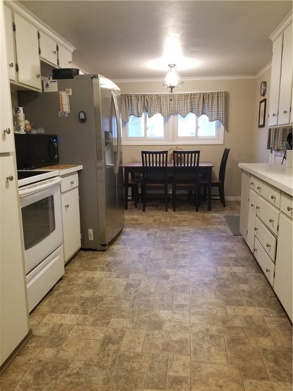 1341 Diamond Hill Road Cumberland, RI 02864 - Photo 2 of 15