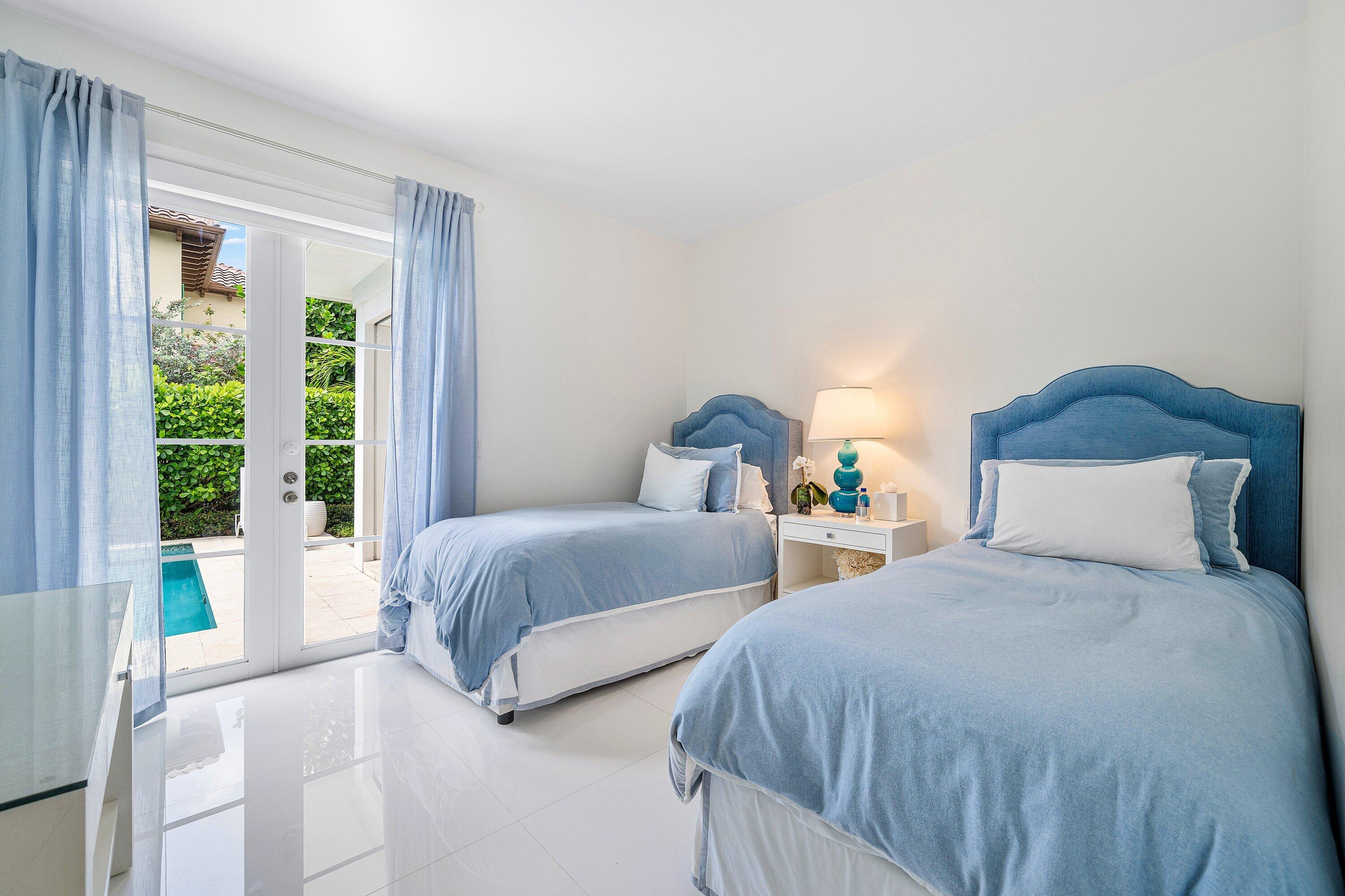 106 Beachway Drive Ocean Ridge, FL 33435 - Photo 21 of 32 027-106BeachwayDrive-OceanRidge-FL-33435