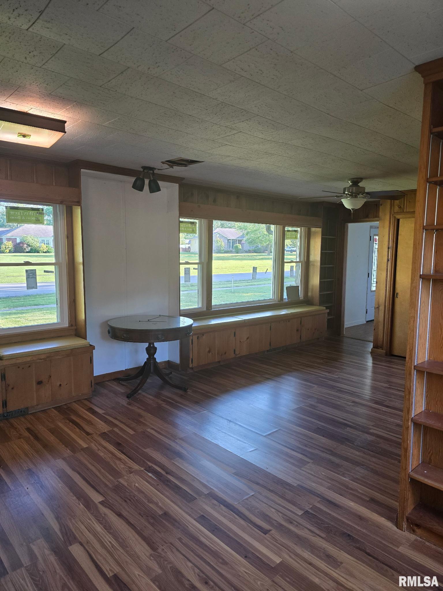 503 Bainbridge Road Marion, IL 62959 - Photo 4 of 25