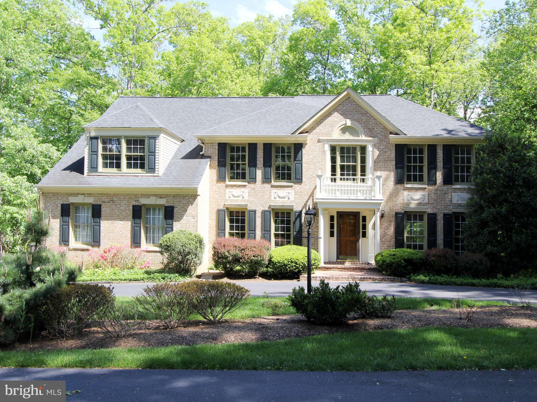 12125 Popes Head Road Fairfax, VA 22030 - Photo 1 of 29 Exterior (Front)