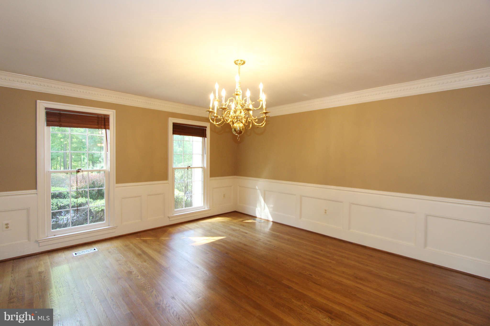 12125 Popes Head Road Fairfax, VA 22030 - Photo 12 of 29 Dining Room 1