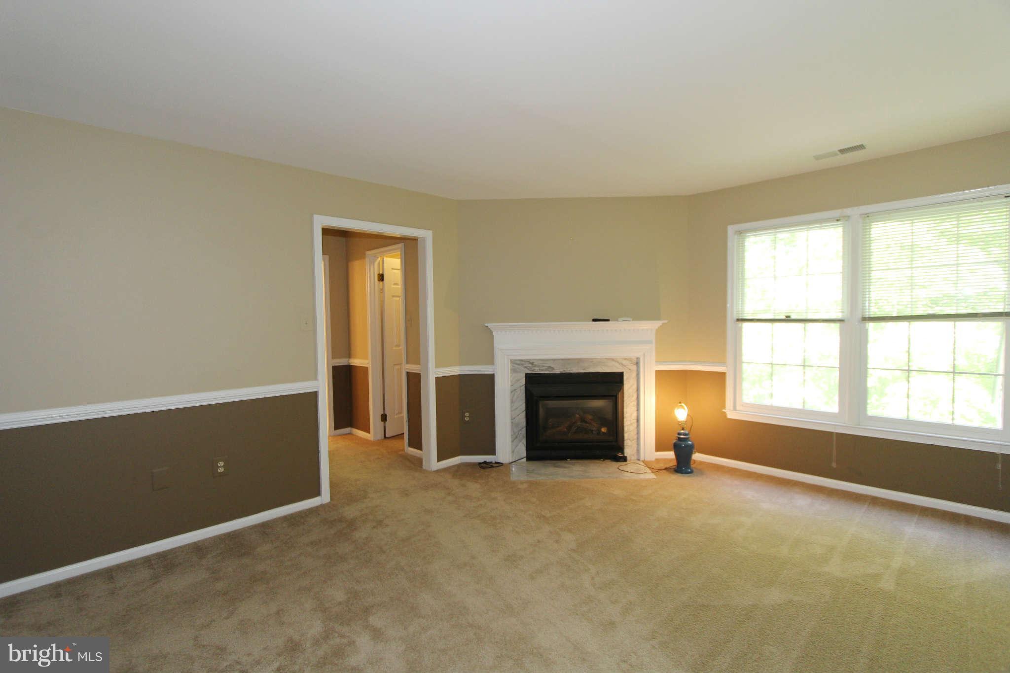 12125 Popes Head Road Fairfax, VA 22030 - Photo 21 of 29 MBR Sitting Room