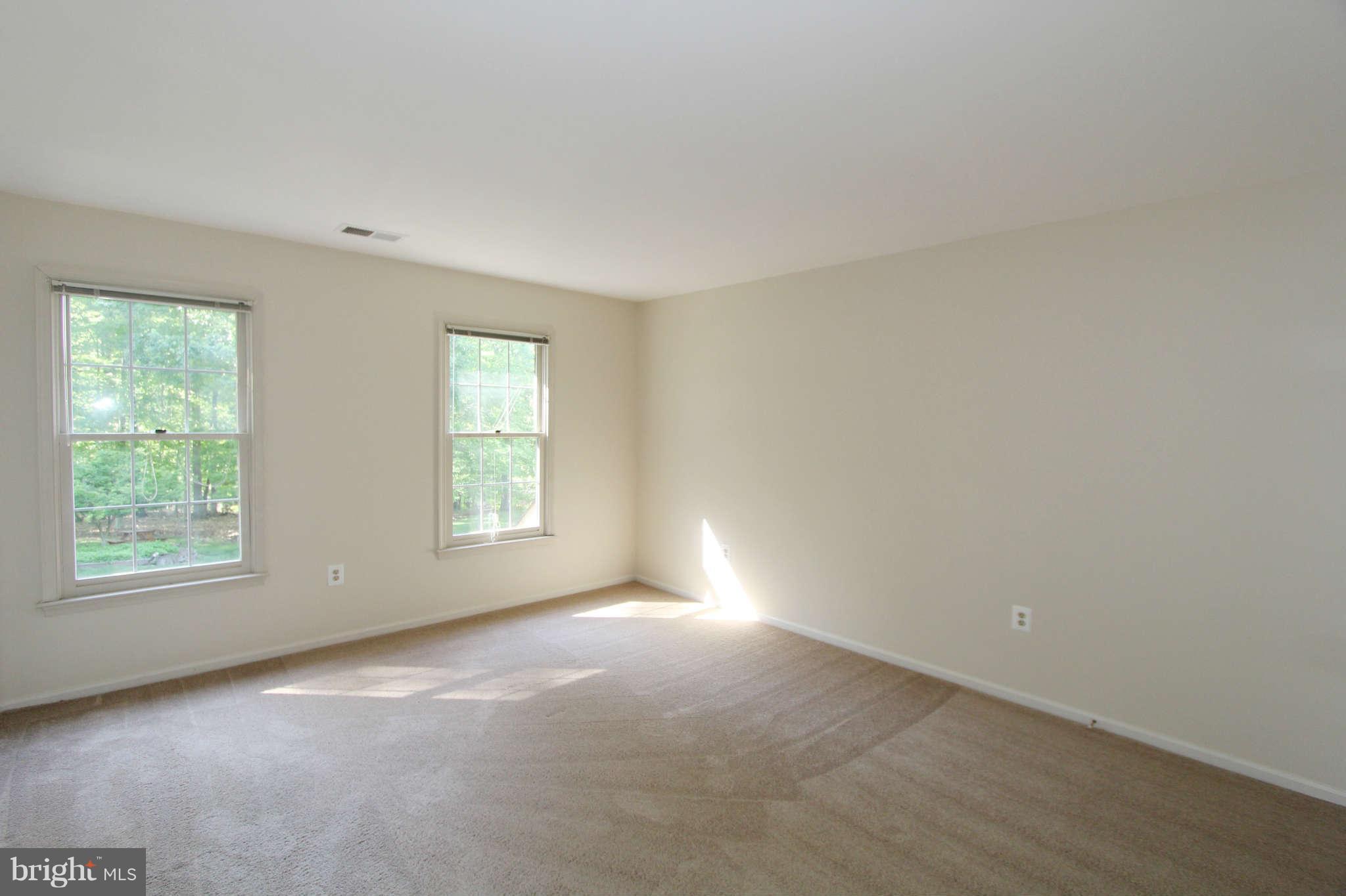12125 Popes Head Road Fairfax, VA 22030 - Photo 23 of 29 Bedroom 2
