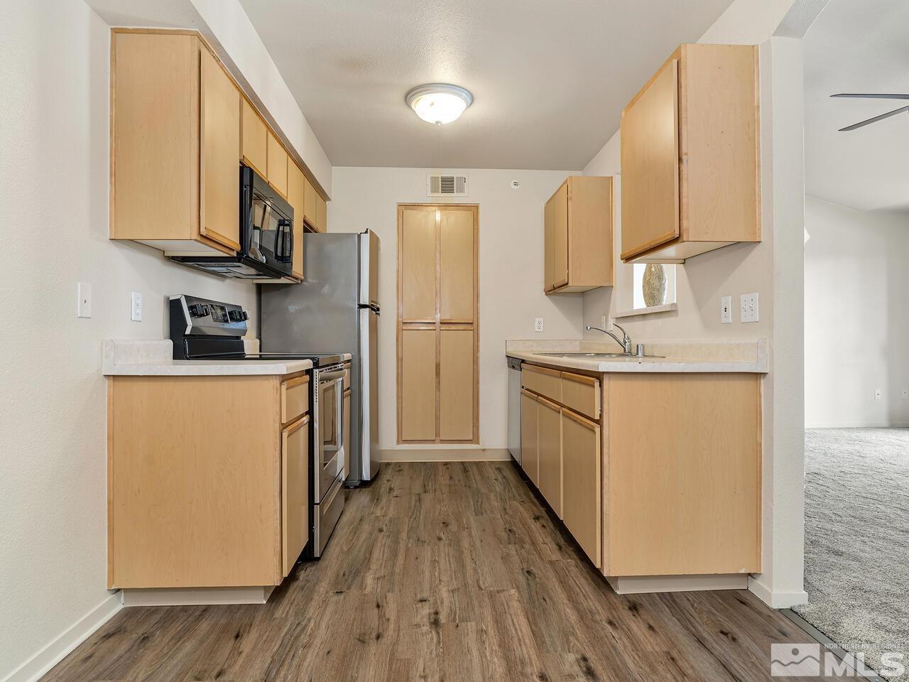 6850 Sharlands Avenue, Unit 2071 Reno, NV 89523 - Photo 5 of 17 Photo 5