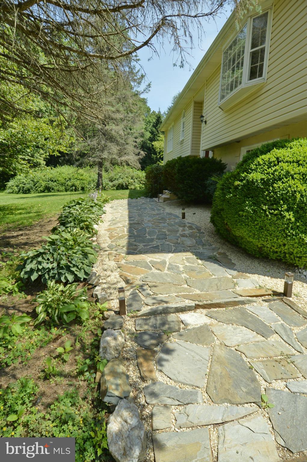 19106 Otley Road Purcellville, VA 20132 - Photo 25 of 30 Exterior (General)
