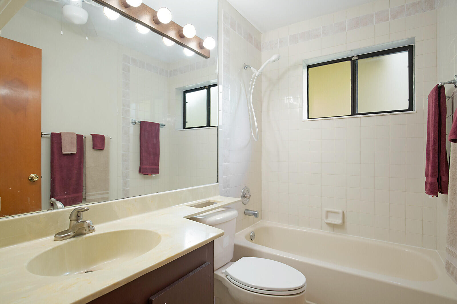 4420 Northeast 5th Avenue Boca Raton, FL 33431 - Photo 15 of 32 21_4420_NE_5th_Ave21_mls