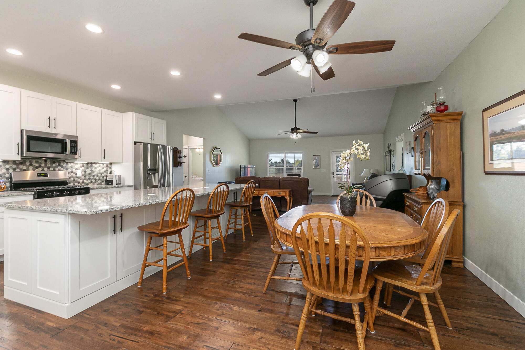 779 East 446th Road Bolivar, MO 65613 - Photo 14 of 56 779 E 446th RD, Bolivar, MO 65613