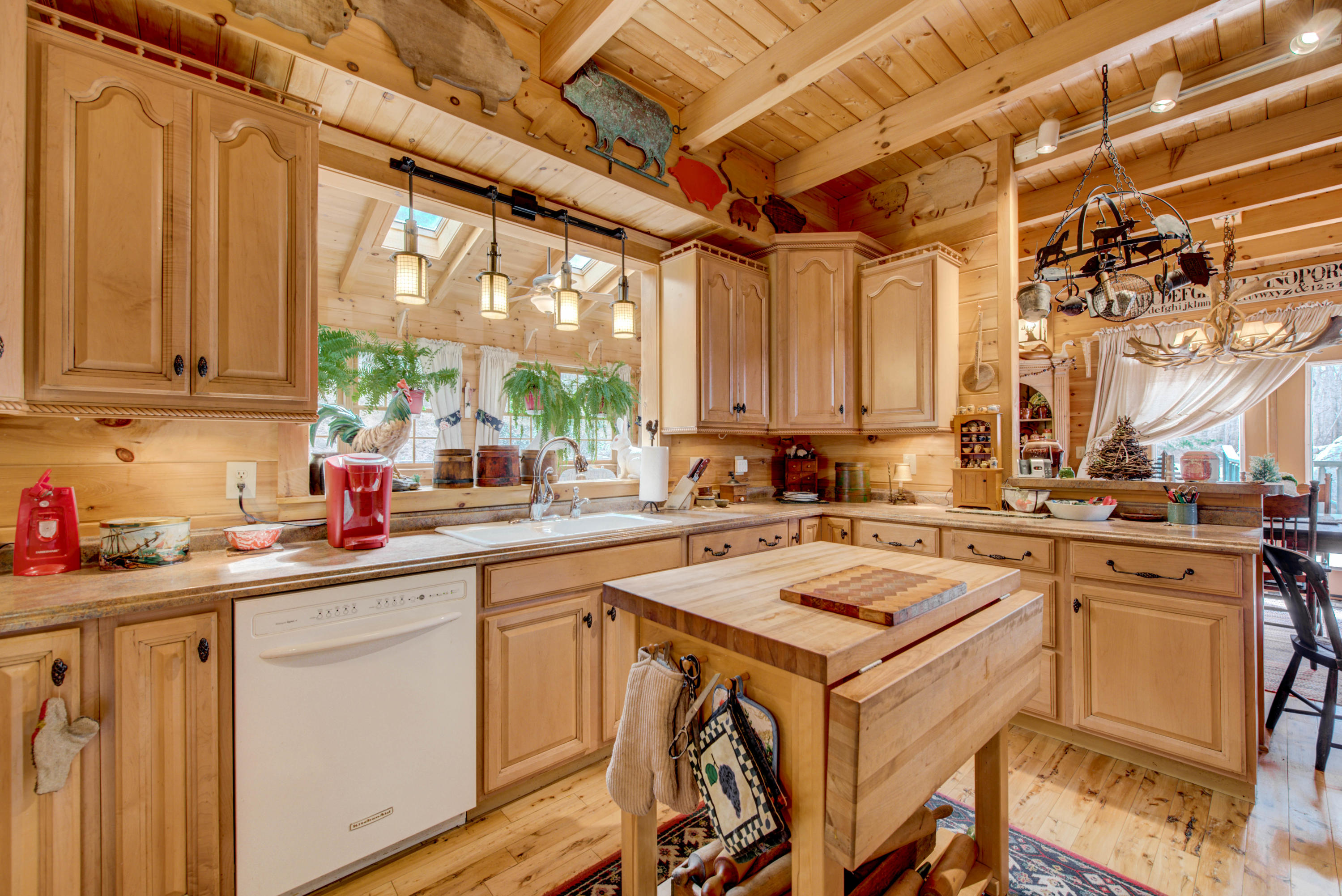 437 Rocky Top Road Luttrell, TN 37779 - Photo 16 of 39 14 - Kitchen