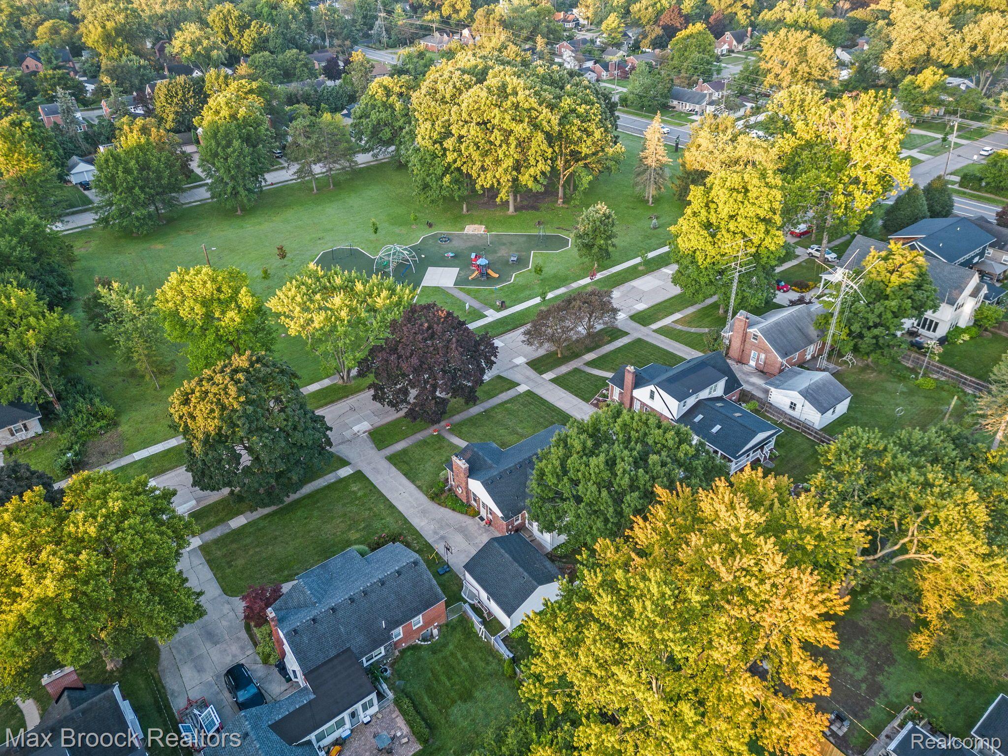 4434 Samoset Road Royal Oak, MI 48073 - Photo 13 of 41 Gallery Image 13