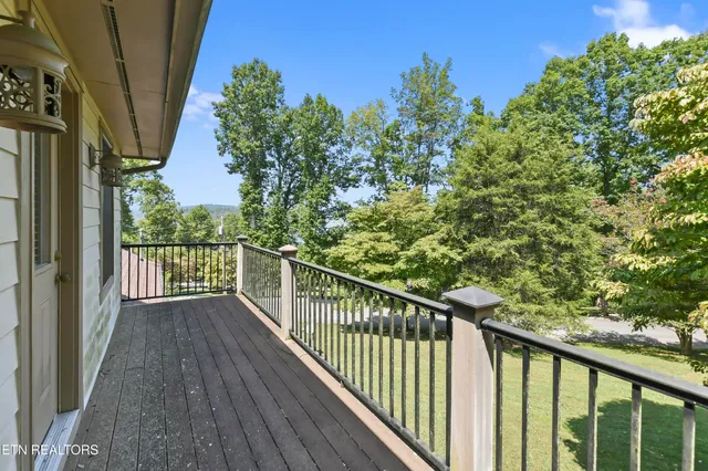 $890,000 | 1517 Deerfield Way, La Follette, TN 37766