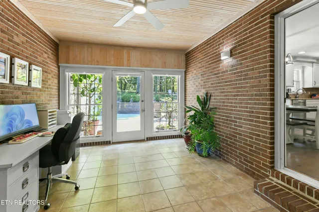 $890,000 | 1517 Deerfield Way, La Follette, TN 37766