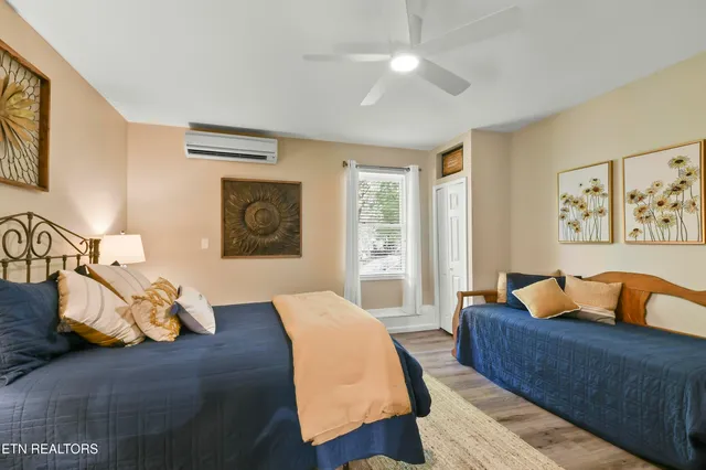 $890,000 | 1517 Deerfield Way, La Follette, TN 37766