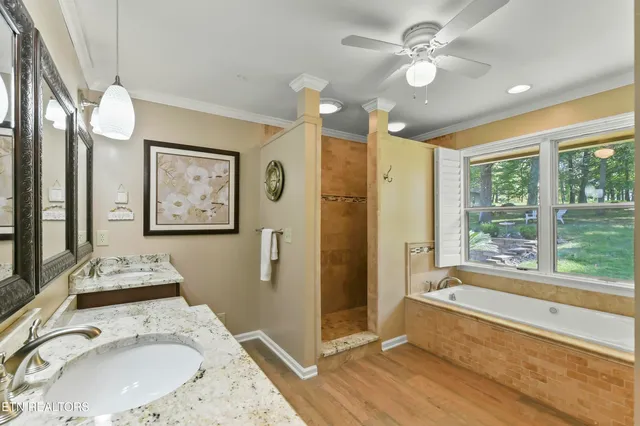 $890,000 | 1517 Deerfield Way, La Follette, TN 37766