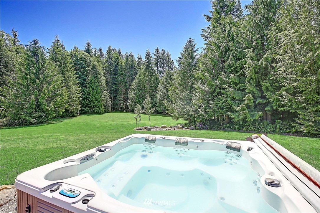 475 Cook Road Camano Island, WA 98282 - Photo 14 of 32 Gallery Image 14