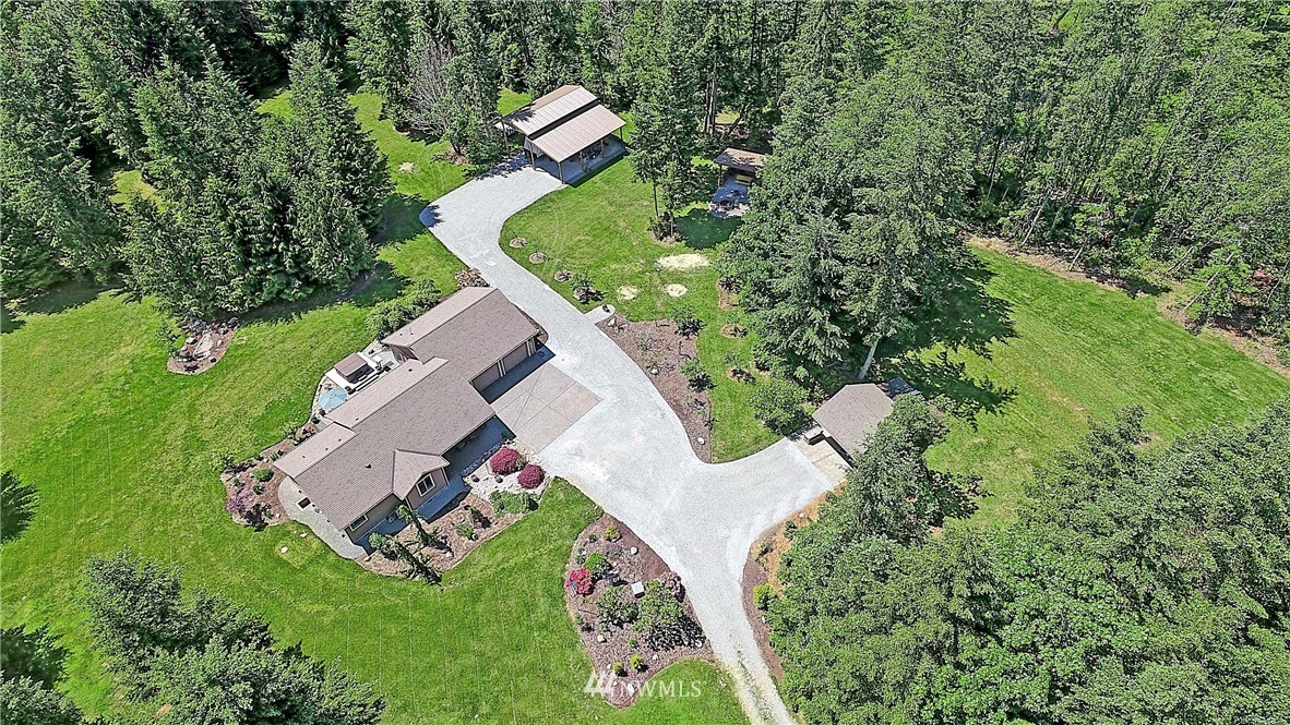 475 Cook Road Camano Island, WA 98282 - Photo 3 of 32 Gallery Image 3